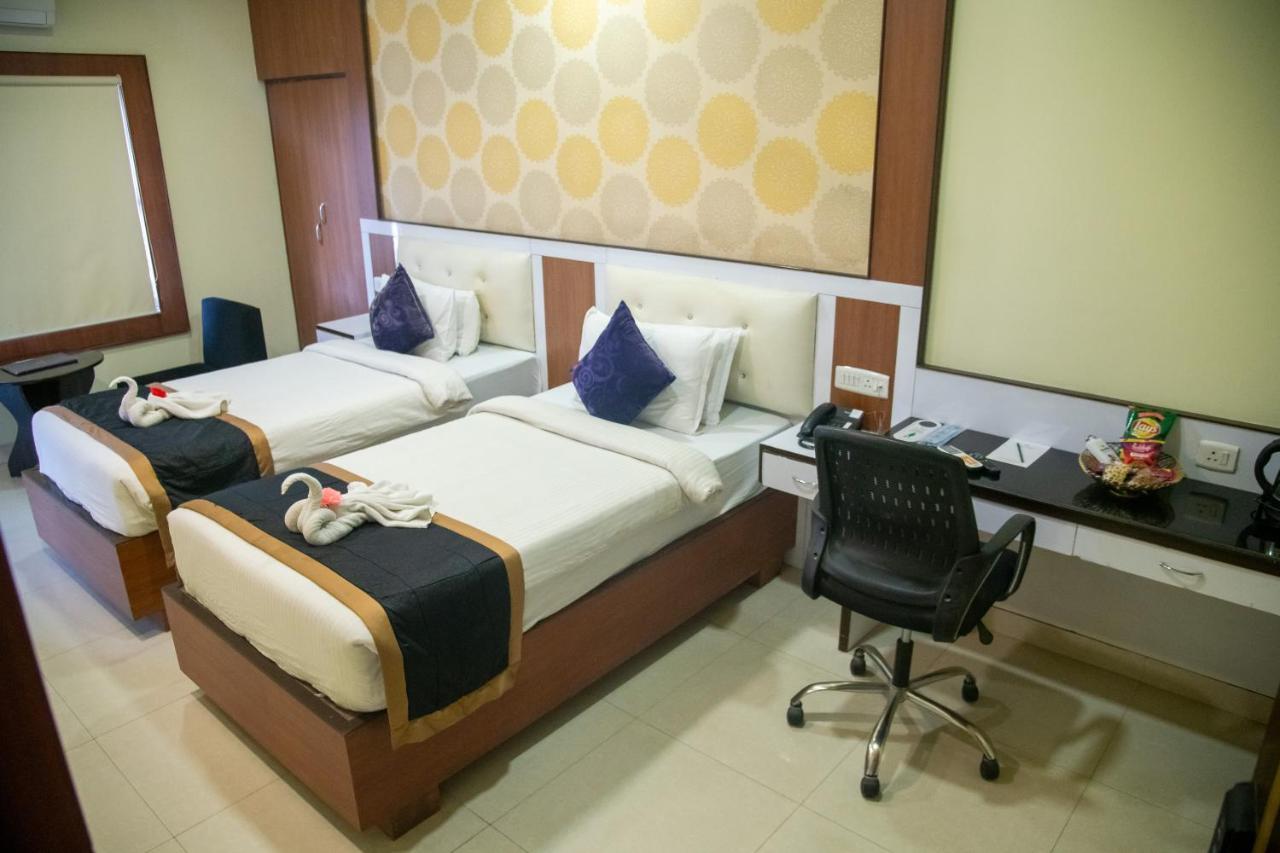 Hotel Sonar Tori Agartala Exterior foto