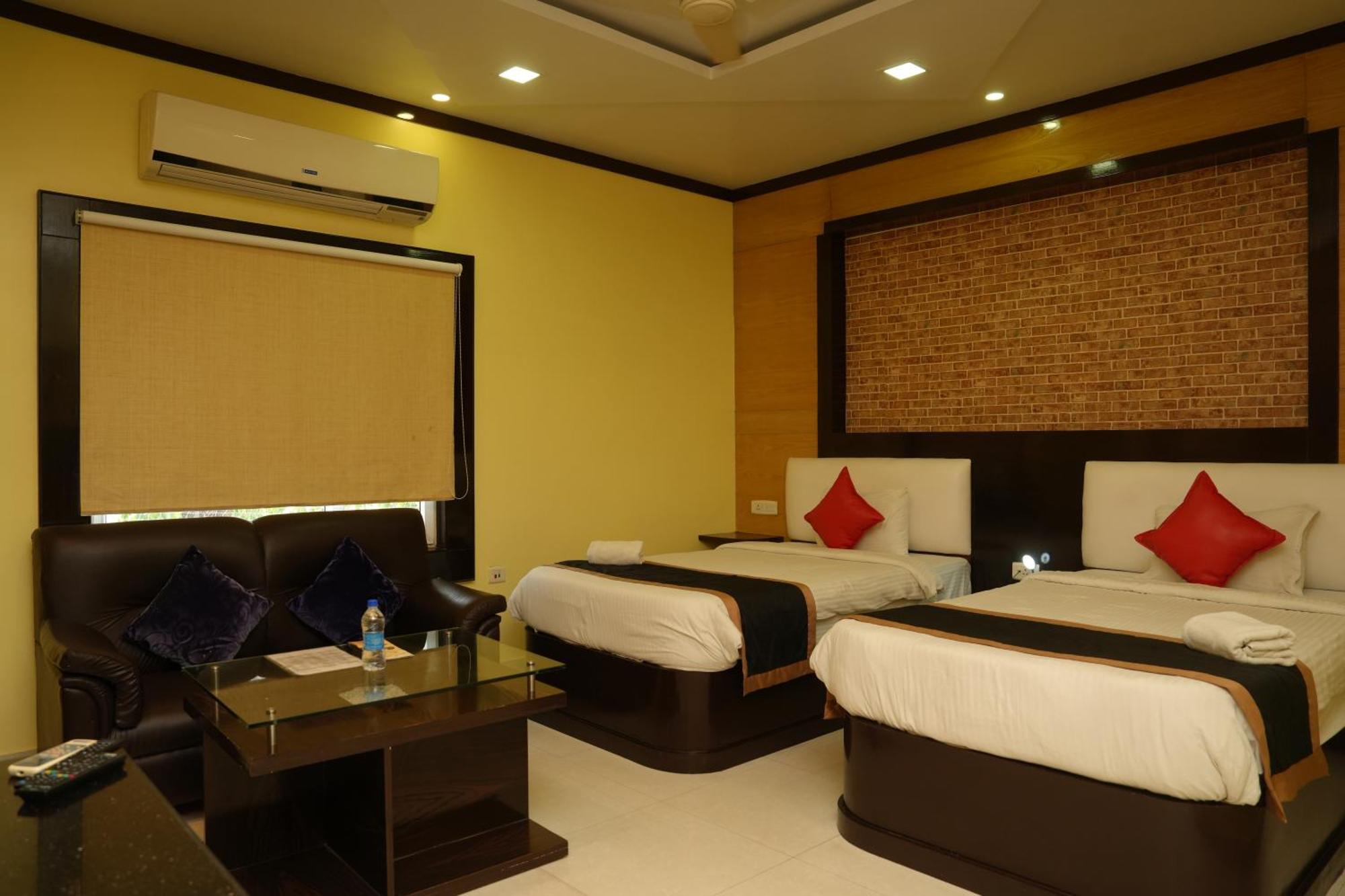 Hotel Sonar Tori Agartala Exterior foto