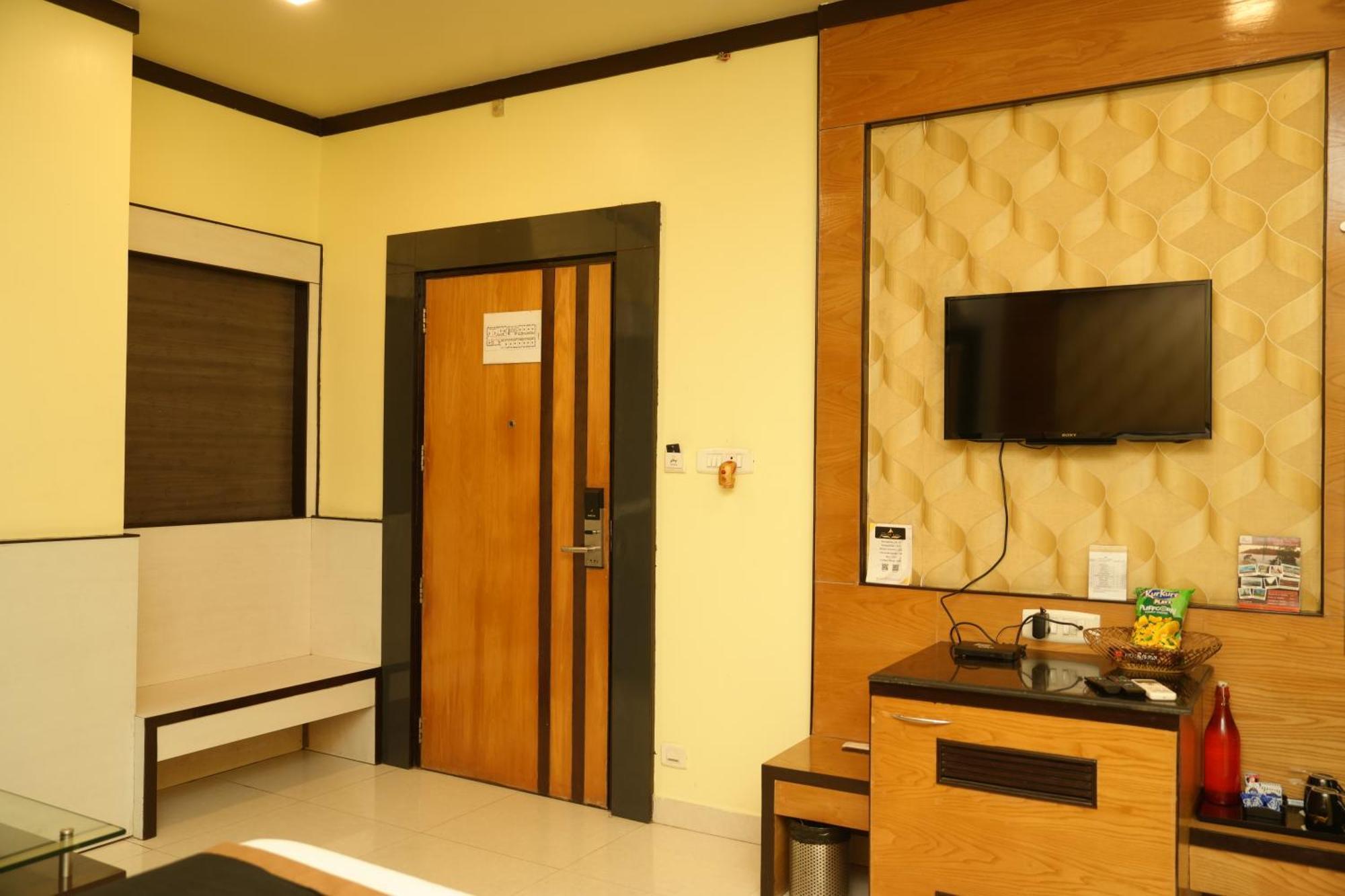 Hotel Sonar Tori Agartala Exterior foto