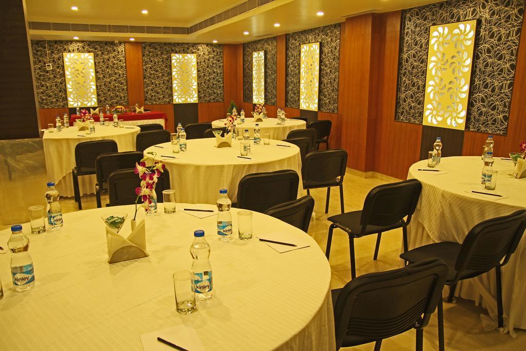 Hotel Sonar Tori Agartala Exterior foto